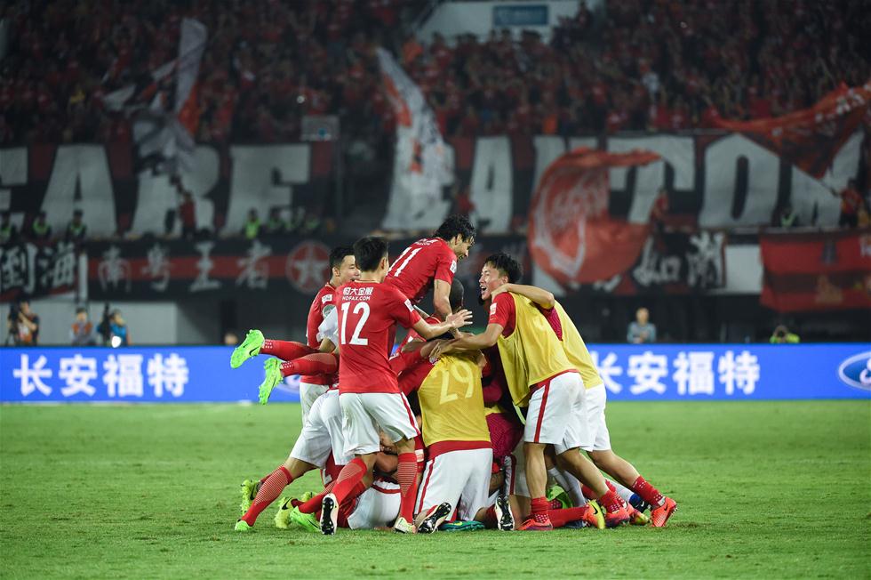 图片报：多特希望以顶薪续约施洛特贝克，但球员还在犹豫